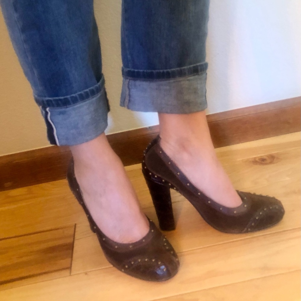 Sam Edelman brown suede & faux crocodile w/brass stud details.